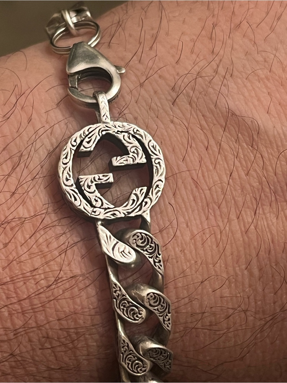 Gucci Silver Men’s Engraved Link Bracelet .925